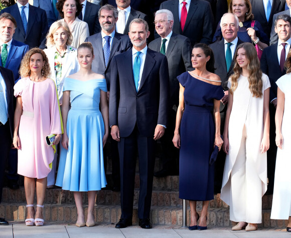 La princesse Leonor, L'infante Sofia d'Espagne, Le roi Felipe VI d'Espagne et La reine Letizia d'Espagne - La famille royale d'Espagne arrive à la cérémonie de remise des prix "Princess of Girona Foundation" à Barcelone le 4 juillet 2022. 