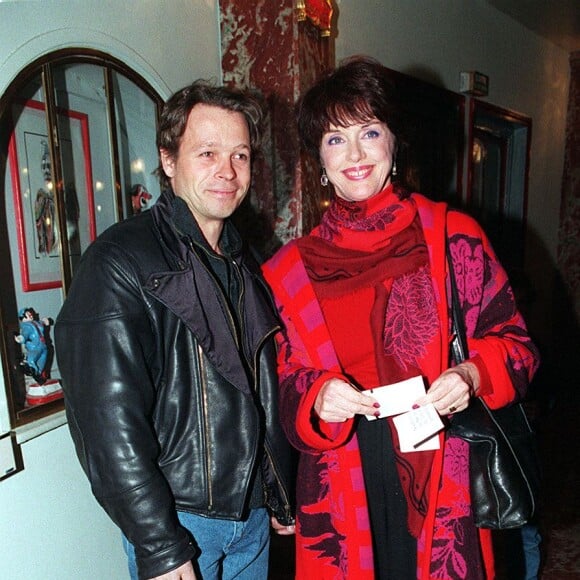Anny Duperey et Cris Campion en soirée.