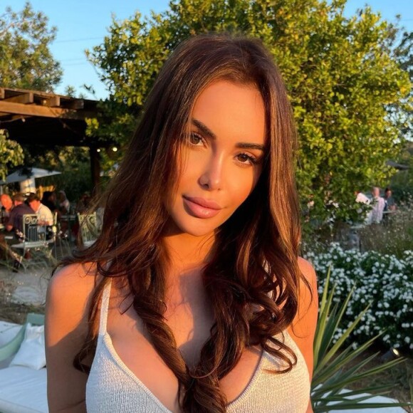 Nabilla complexée par son corps post-grossesse, après avoir donné naissance à son deuxième fils Leyann.