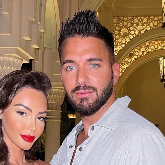 Nabilla complexée par son corps post-grossesse, après avoir donné naissance à son deuxième fils Leyann.
