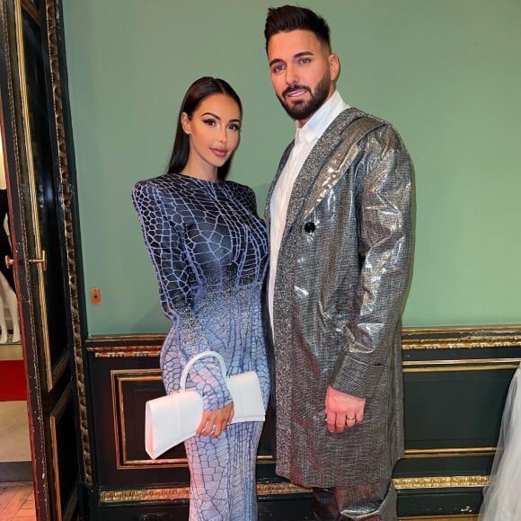 Nabilla complexée par son corps post-grossesse, après avoir donné naissance à son deuxième fils Leyann.