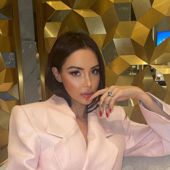 Nabilla sur Instagram