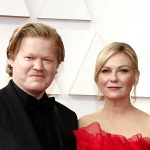 Jesse Plemons, et sa femme Kirsten Dunst au photocall de la 94ème édition de la cérémonie des Oscars à Los Angeles, le 27 mars 2022. © Future-Image via Zuma Press/Bestimage 