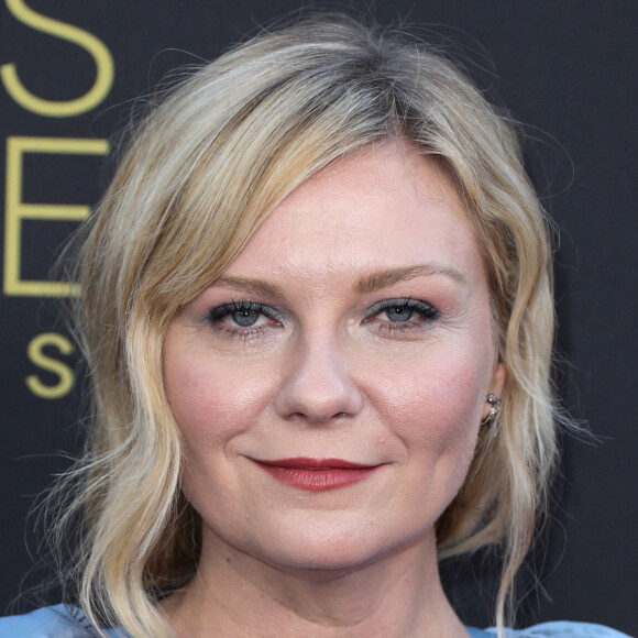 Kirsten Dunst - Photocall de la 27ème édition des Critics Choice Awards à Los Angeles le 13 mars 2022. 