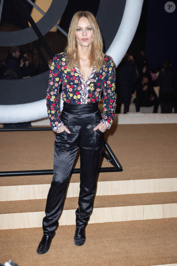 Vanessa Paradis - Photocall du 2ème défilé de mode Haute-Couture 2022 "Chanel" au Grand Palais Ephémère à Paris. Le 25 janvier 2022 © Olivier Borde / Bestimage 