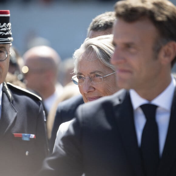 Elisabeth Borne, Première ministre - Le président Emmanuel Macron lors du défilé militaire du 14 Juillet à Paris. © Eliot Blondet / Pool / Bestimage 