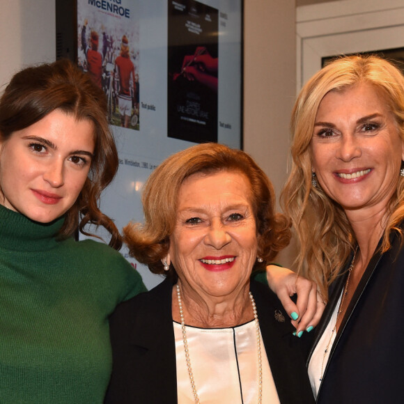 Exclusif - Doina Trandabur avec sa fille Michèle Laroque et sa petite fille Oriane Deschamps (la fille de M. Laroque) - Présentation du film de M. Laroque "Brillantissime" en avant-première à Nice aux Pathé Cinémas, le 10 novembre 2017. © Bruno Bebert/Bestimage