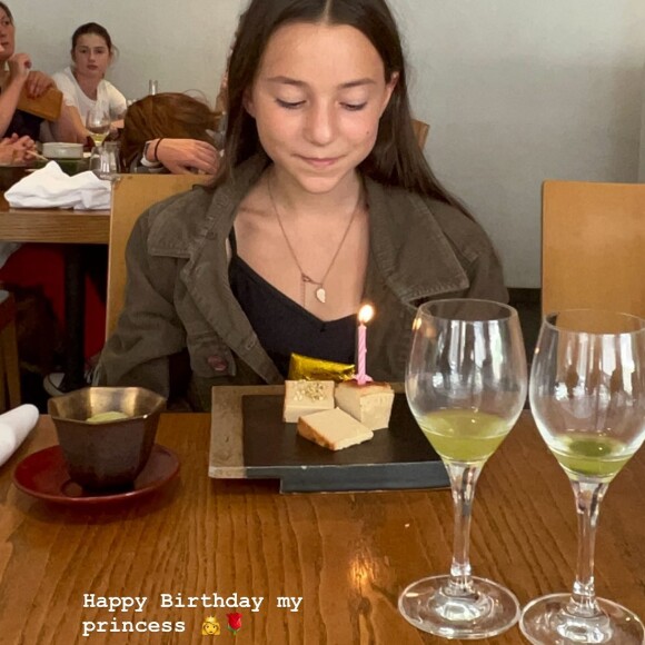 Ben Attal souhaite un bel anniversaire à sa soeur Joe sur Instagram le 16 juillet 2022.