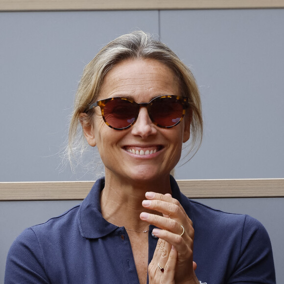 Anne-Sophie Lapix - People dans les tribunes lors des Internationaux de France de Tennis de Roland Garros 2022 à Paris le 29 mai 2022. © Cyril Moreau/Bestimage 