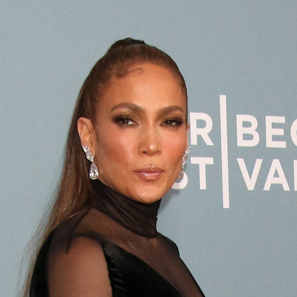 Jennifer Lopez à la première du film "Halftime" à New York, le 8 juin 2022. 