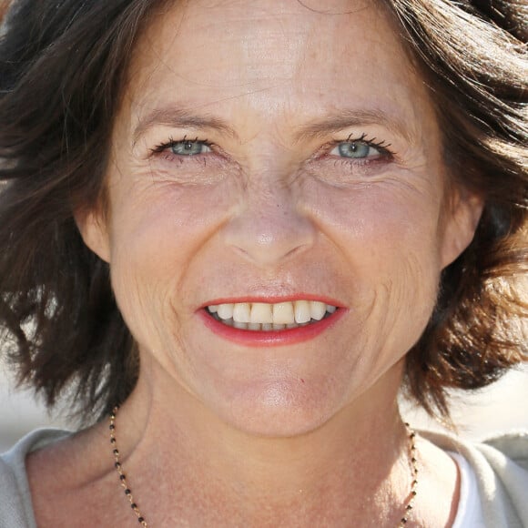 Charlotte Valandrey pour le feuilleton télévisé "Demain nous appartient" au photocall du quatrième jour du festival international du film de La Rochelle, France, le 15 septembre 2018. © Patrick Bernard/Bestimage 