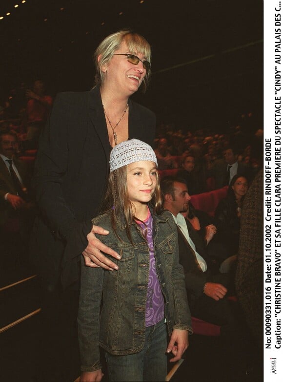 Christine Bravo et sa fille Clara au Palais des Congrès à Paris.