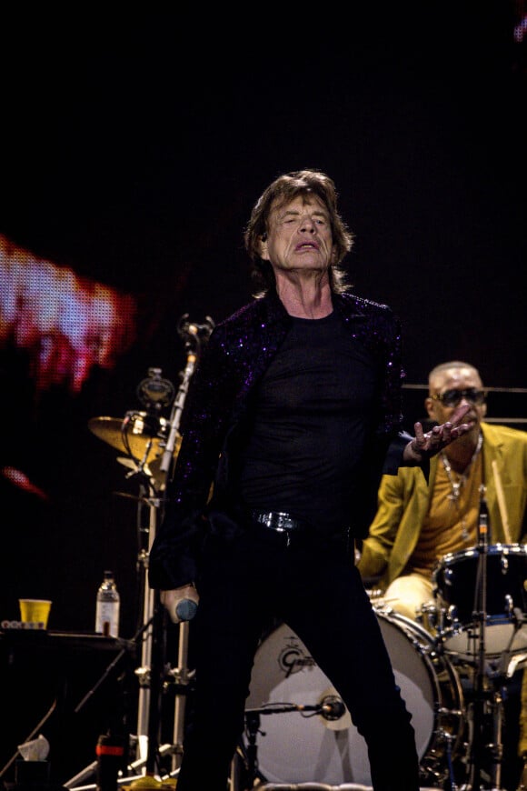 Les Rolling Stones (Mick Jagger, Ron Wood, Keith Richards, Steve Jordan) en concert au Groupama Stadium à Décines-Charpieu, le 19 juillet 2022.