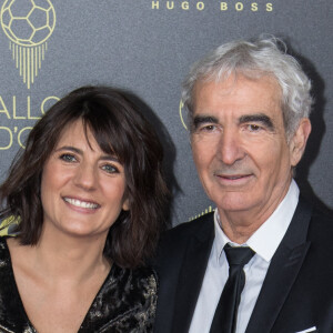 Raymond Domenech et sa femme Estelle Denis - Cérémonie du Ballon d'Or 2019 à Paris le 2 décembre 2019. © Jeremy Melloul/Bestimage 