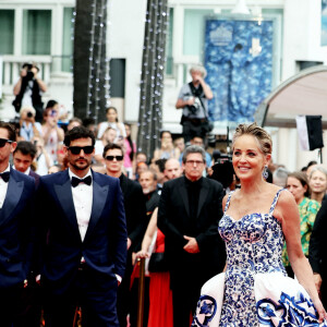 Sharon Stone - Montée des marches du film " Les Amandiers " lors du 75ème Festival International du Film de Cannes. Le 22 mai 2022 © Dominique Jacovides / Bestimage 
