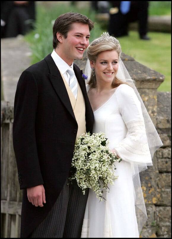 Mariage de Laura Parker-Bowles et Harry Lopes à l'église de Lacock, Wiltshire.