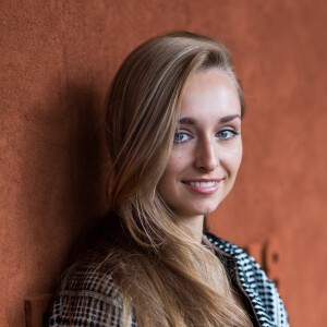 Emma Smet - People au village des Internationaux de Tennis de Roland Garros à Paris, le 6 juin 2018. © Cyril Moreau/Bestimage 