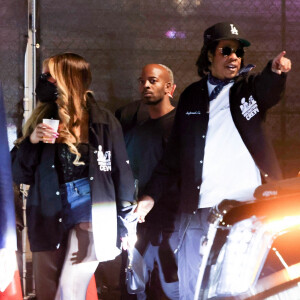 Beyoncé et son mari Jay Z quittent la finale du Super Bowl à Inglewood le 13 février 2022. 