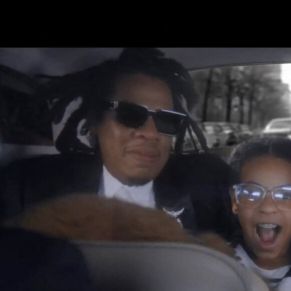 Captures d'écran de la publicité "Tiffany & Co" avec Jay Z, Beyonce Knowles et leur fille Blue Ivy. 