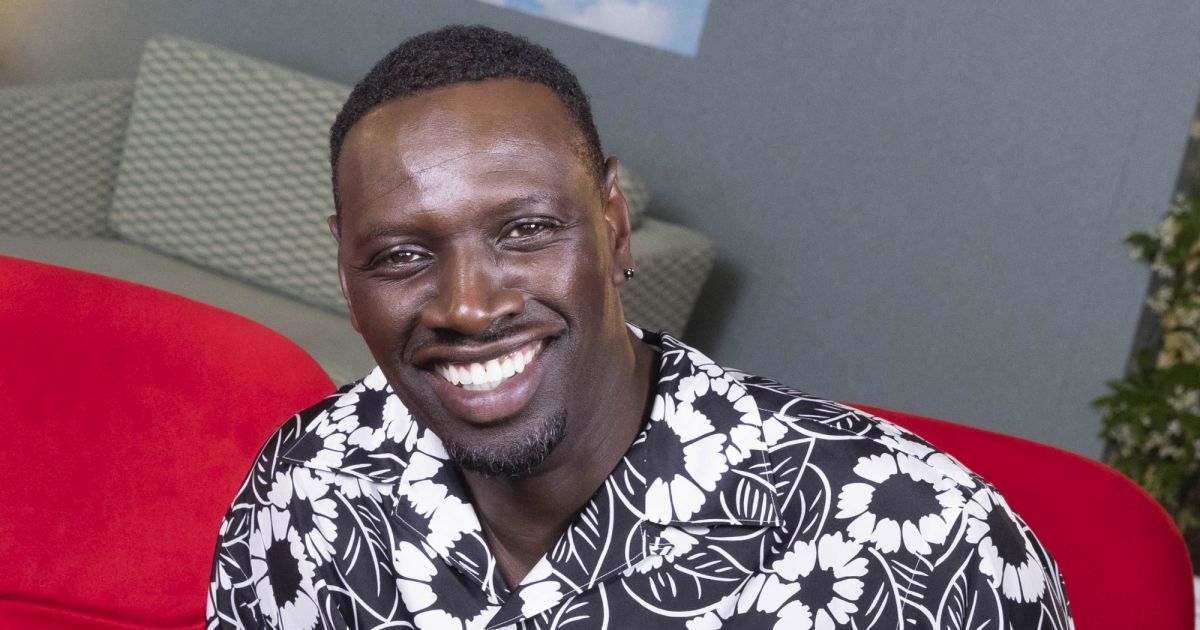 Interview de Omar Sy par A.Trapenard pour Brut lors du 75ème Festival ...