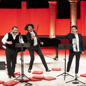 Florian Laconi, Laurent Arcaro, Simon Ghraichy - Le récital "Amici, Nemici" lors des "Nuits Classiques" du Festival de Ramatuelle, le 27 juillet 2022. 