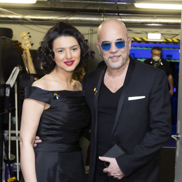 Khatia Buniatishvili, Pascal Obispo - Backstage de l'émission spéciale "Unis pour l'Ukraine" à la Maison de la Radio et de la Musique, diffusée en direct sur France 2 et présentée par Nagui et Leïla.Kaddour à Paris le 8 mars 2022.  © Cyril Moreau / Jack Tribeca / Bestimage 