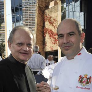 Joel Robuchon et Christian Garcia - Festivites pour le 25eme anniversaire du restaurant "Le Louis XV" a Monaco, le 17 novembre 2012. 