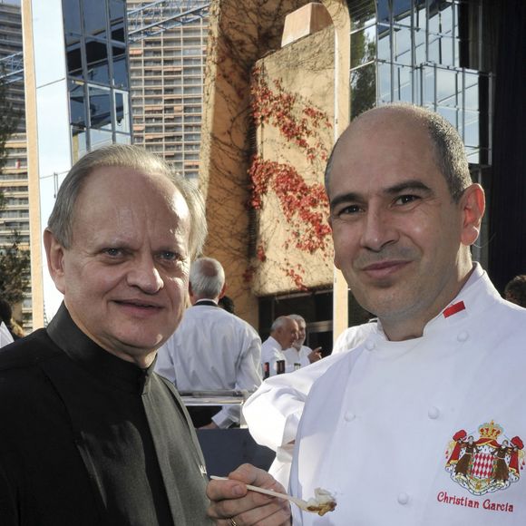 Joel Robuchon et Christian Garcia - Festivites pour le 25eme anniversaire du restaurant "Le Louis XV" a Monaco, le 17 novembre 2012. 