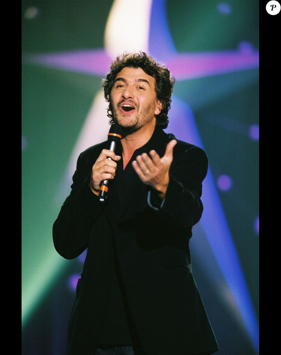 Le chanteur Daniel Levi le 20 septembre 2000 © Patrick Carpentier / Bestimage