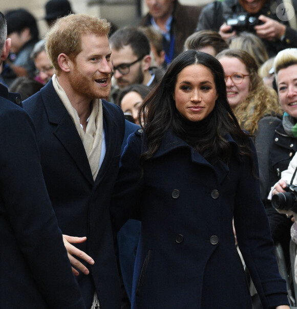 Le prince Harry et sa fiancée Meghan Markle arrivent au "Nottingham Contemporary" pour la journée mondiale de la lutte contre le Sida à Nottingham à l'occasion de leur première visite officielle depuis leurs Fiançailles à Nottingham le 1er decembre 2017. 