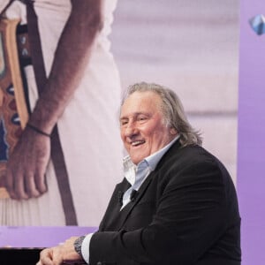 Exclusif - Gérard Depardieu - Première émission TPMP (Touche Pas à Mon Poste!) de la saison pour Cyril Hanouna et son équipe de chroniqueurs, avec beaucoup de nouveautés, un nouveau plateau, nouveau décor, des nouveaux arrivants, ainsi que la présence rare et exclusive de G.Depardieu à Paris le 31août 2020. © Jack tribeca / Bestimage 