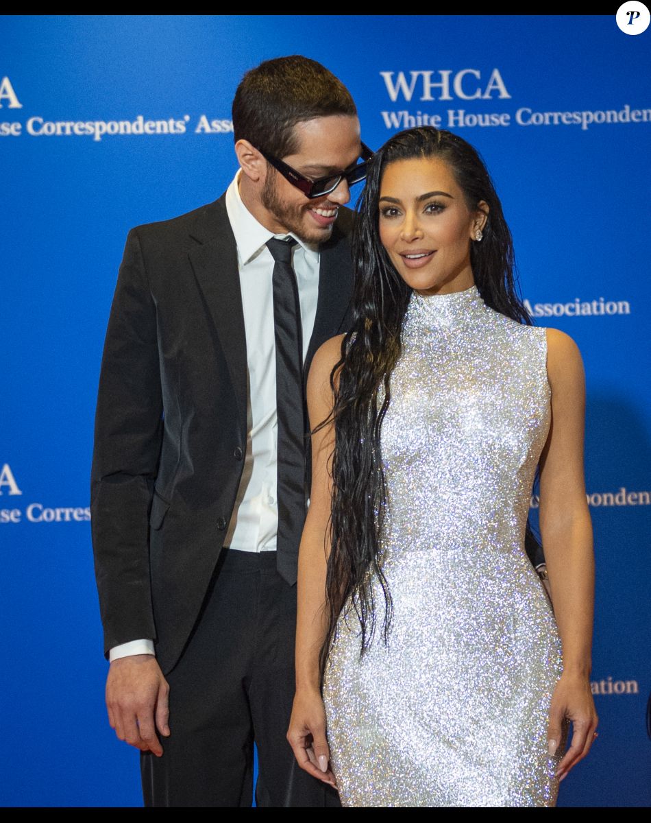 Première sortie officielle pour Kim Kardashian et son compagnon Pete Davidson au dîner annuel des "Associations de Correspondants de la Maison Blanche" à l'hôtel Hilton à Washington