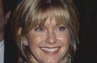 Mort d'Olivia Newton-John : dévasté, son mari lui rend un hommage déchirant...