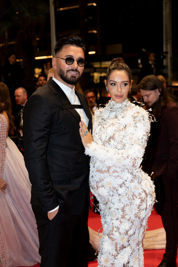 Thomas Vergara et sa femme Nabilla Benattia (enceinte) - Montée des marches du film " Stars At Noon " lors du 75ème Festival International du Film de Cannes. Le 25 mai 2022 © Cyril Moreau / Bestimage 