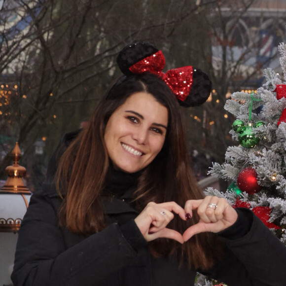 Karine Ferri - Les célébrités fêtent Noël à Disneyland Paris en novembre 2021. © Disney via Bestimage