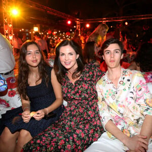 Exclusif - Caroline Barclay et ses enfants Vincent et Clara - Traditionnelle soirée d'anniversaire du Byblos sur le thème de la Dolce Vita à Saint-Tropez, le 19 juillet 2018. 