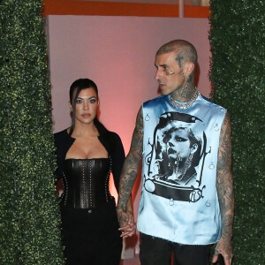 Kourtney Kardashian et son mari Travis Barker - La famille Kardashian/Jenner se retrouve dans une boutique Ultra Beauty à West Hollywood pour le lancement d'une gamme de produits de Kylie le 24 août 2022. 