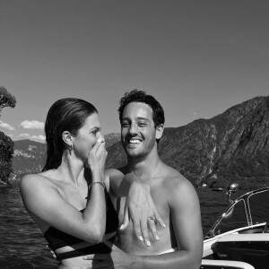 Iris Mittenaere demandée en mariage par Diego El Glaoui : elle partage son bonheur et sa sublime bague sur Instagram