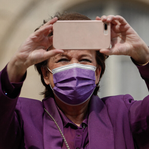 Roselyne Bachelot, ministre de la Culture à la sortie du conseil des ministres, au palais de l'Elysée, à Paris, France, le 28 avril 2022. © Aurelien Morissard/Panoramic/Bestimage 