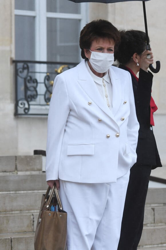 Roselyne Bachelot à la sortie du Conseil des ministres au Palais de l'Élysée à Paris le 13 avril 2022. © Giancarlo Gorassini / Bestimage