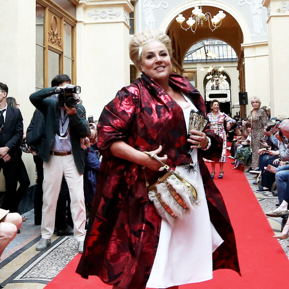 Marianne James - Défilé "Over Fifty... et alors !" à la galerie Vivienne à Paris le 17 Juin 2019. © Dominique Jacovides/Bestimage