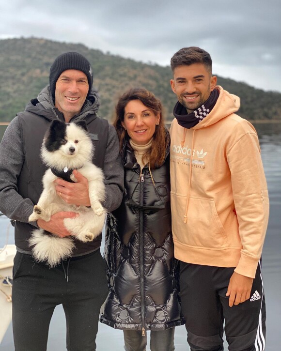 Zinédine Zidane avec sa femme Véronique et leur fils aîné Enzo.