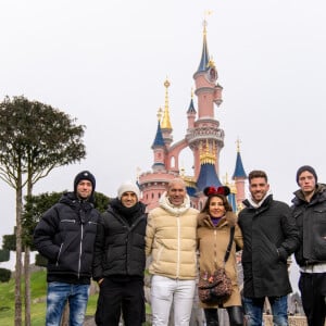 Zinédine Zidane avec sa femme Véronique et leurs fils Enzo Zidane, Luca Zidane, Elyaz Zidane, Théo Zidane - People au 30ème anniversaire du parc d'attractions Disneyland Paris à Marne-la-Vallée le 5 mars 2022. © Disney via Bestimage