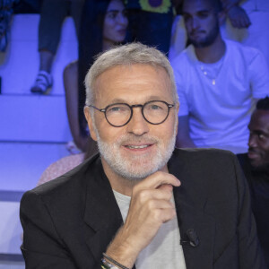 Exclusif - Laurent Ruquier sur le plateau de l'émission Touche pas à mon poste (TPMP) diffusée en direct sur C8 le 30 août 2022 et présentée par C.Hanouna. © Jack Tribeca / Bestimage