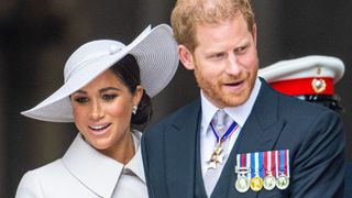 Meghan Markle et le prince Harry sont arrivés en Angleterre : les détails de leur grand retour, avec les enfants ?