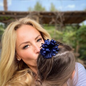 Adriana Karembeu et sa fille Nina. Instagram. Le 4 juillet 2022.