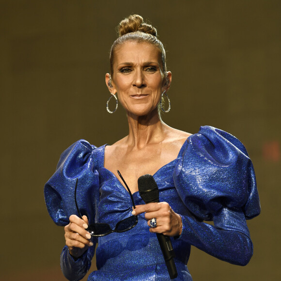 Céline Dion en concert à l'occasion du festival d'été Barclaycard British dans Hyde Park à Londres.