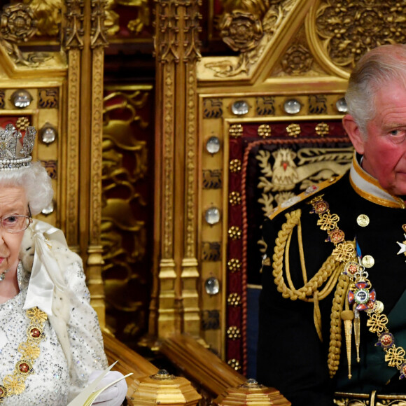 La reine Elisabeth II d'Angleterre et le prince Charles - La famille royale d'Angleterre lors de l'ouverture du Parlement au palais de Westminster à Londres. Le 14 octobre 2019 