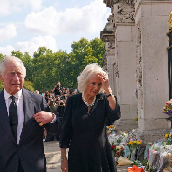 Le roi Charles III et la reine consort Camilla retournent à Buckingham Palace après la mort d'Elizabeth II. Le 9 septembre 2022. @ Yui Mok/PA Photos/ABACAPRESS.COM