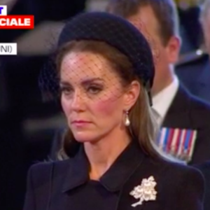 Capture de Kate Middleton lors de la procession du cercueil d'Elizabeth II vers le palais de Westminster